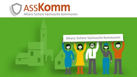 grün weißer Untergrund mit fünf Figuren die eine weißes Schild mit der Aufschrift Allianz Sichere Sächsische Kommunen halten, darüber das ASSKomm Logo